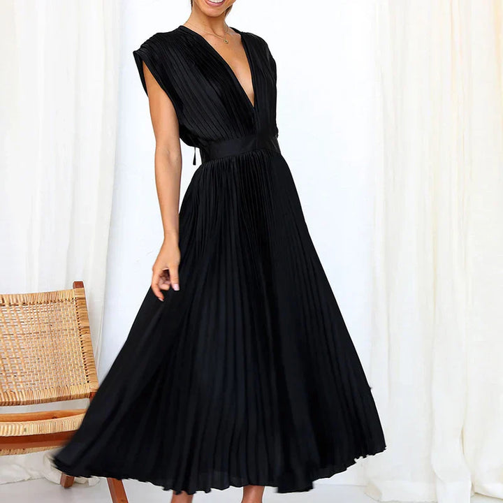 Haven | Maxi Dress with V-Neck and Pleats
