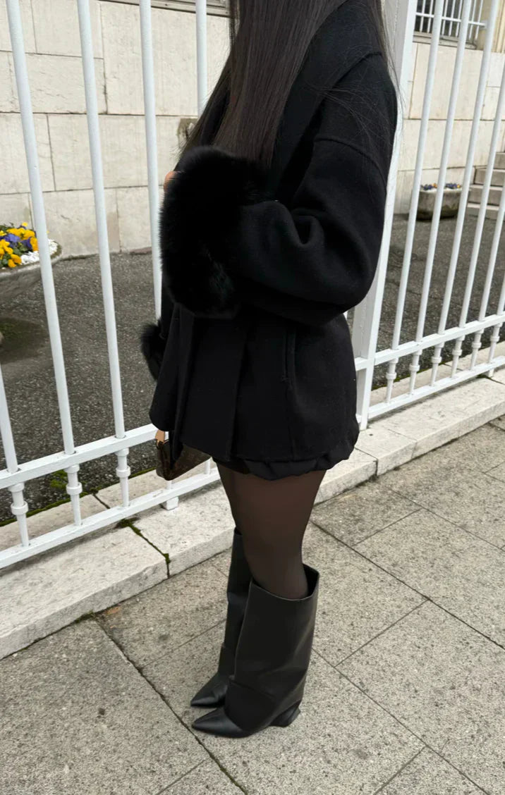 Melissa – Elegant Coat with Fur Details