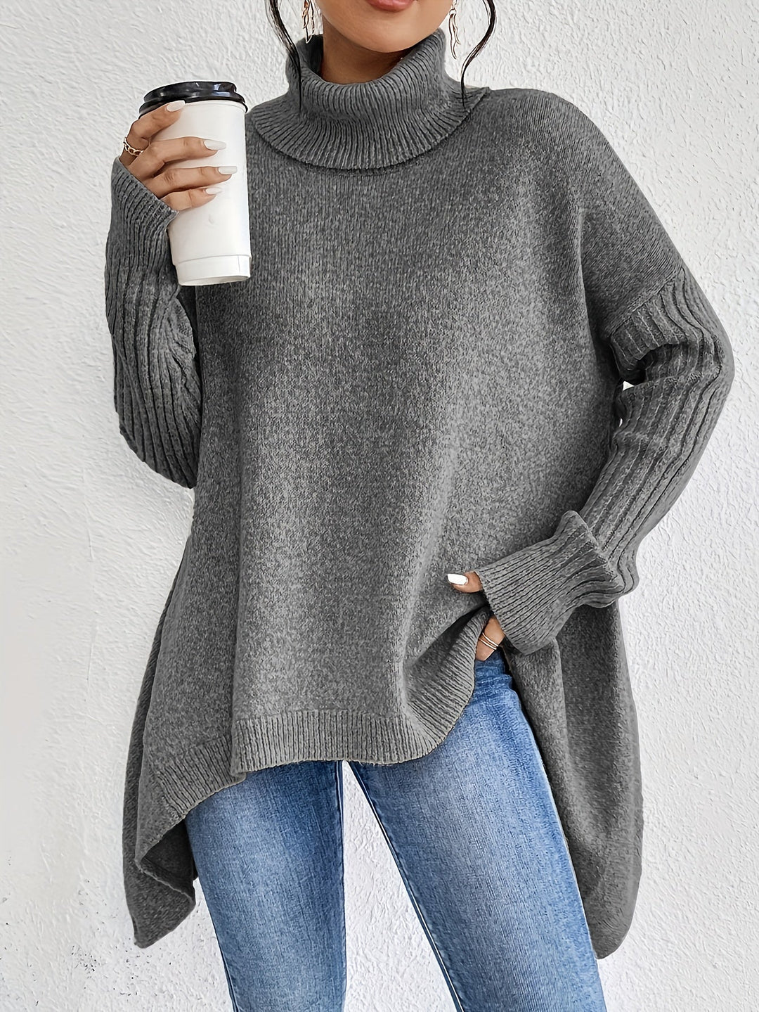 Isla - Oversized Turtleneck Sweater