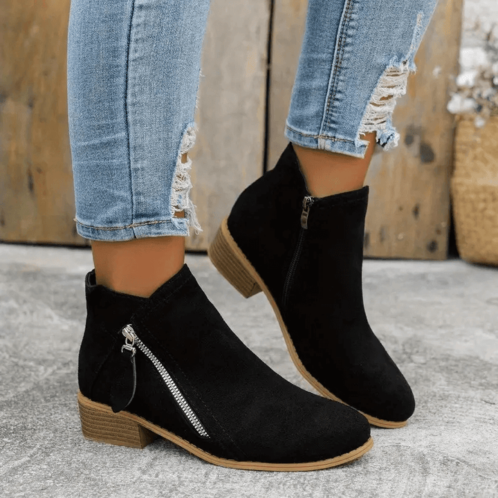 Fiora | Vintage Classic Boots