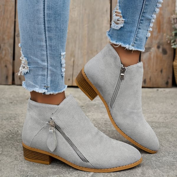Fiora | Vintage Classic Boots